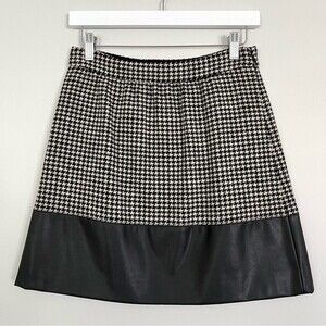 J. Crew Factory Black and White Wool Houndstooth, Faux Leather Mini Skirt, Sz 0
